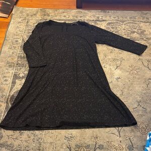 cut loose Black Long-Sleeve Floral A-Line Dress